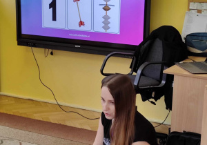 dzieci poznają cyfrę 1