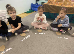 Warsztaty Świąteczne "Jaś i Małgosia" - grupa czerwona i srebrna