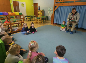 "Tata też czyta" - grupa niebieska