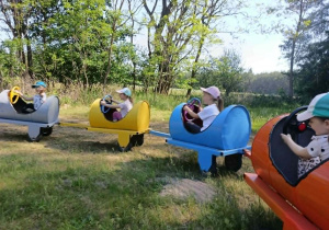 Przejażdżka wagonikami po Puszczy Bolimowskiej